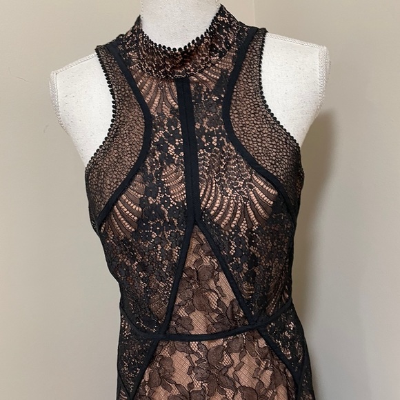 NWT Anthropologie Ball gown formal midi dress 
Retail $248 
Size 8 - Picture 5 of 12